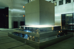 3_Brigitte-NaHoN_Honna-M5412520_1998_dimensions-350-x-500-x-500-cm